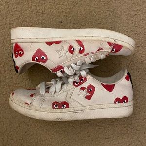 Comme des Garçons play converse shoes